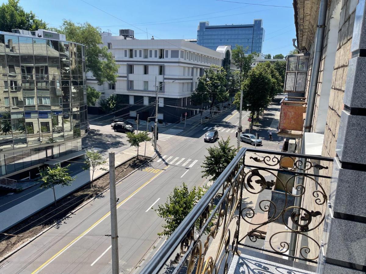 Prestige Apart-Hotel Кишинев Екстериор снимка