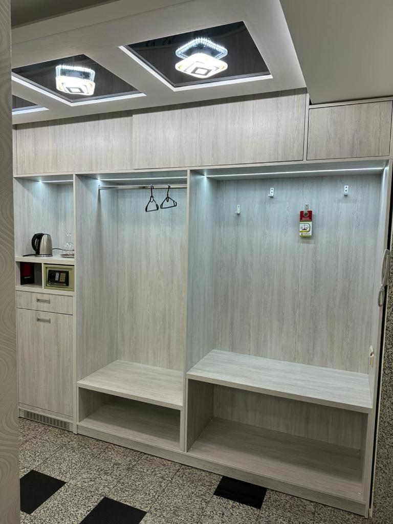 Prestige Apart-Hotel Кишинев Екстериор снимка