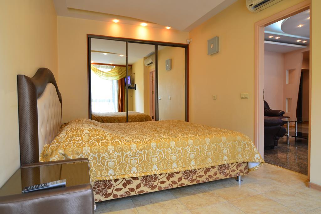 Prestige Apart-Hotel Кишинев Екстериор снимка
