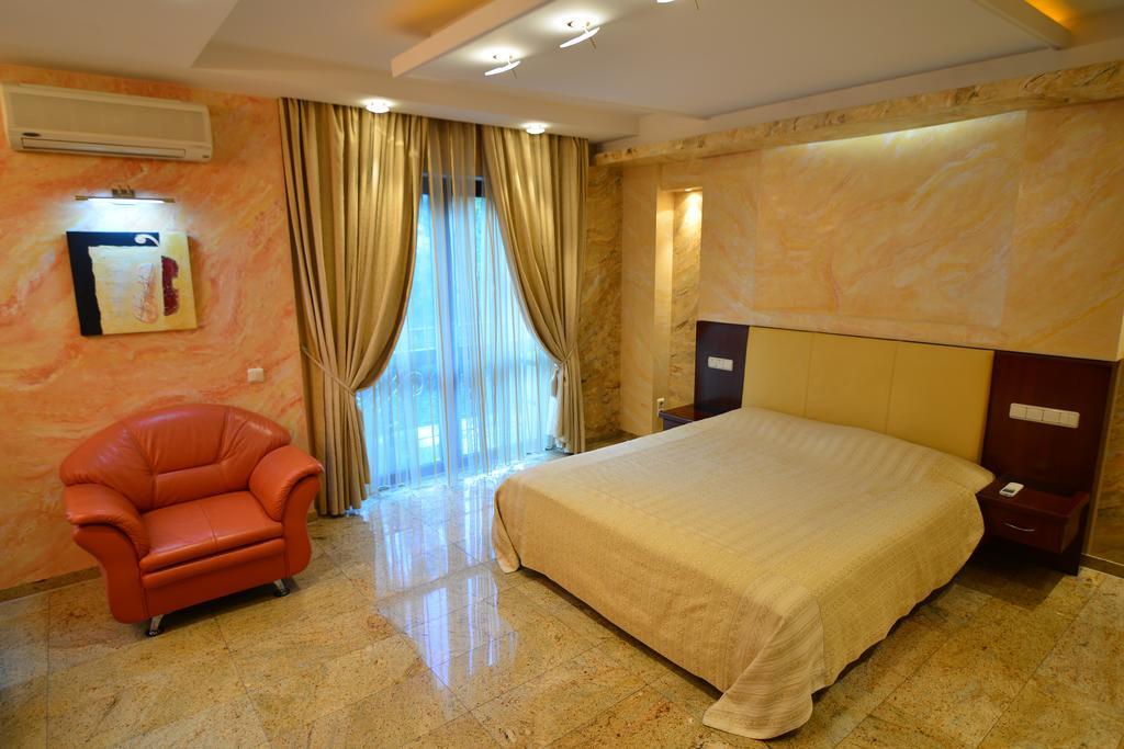 Prestige Apart-Hotel Кишинев Екстериор снимка