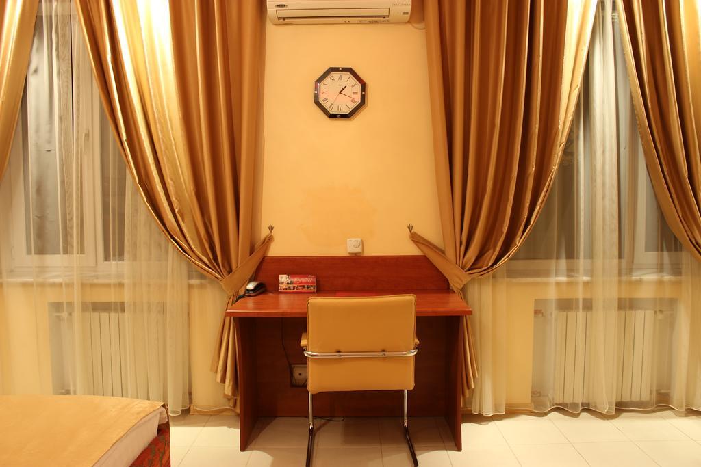 Prestige Apart-Hotel Кишинев Екстериор снимка